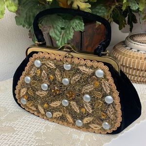 Vintage 1950’s Velvet Purse